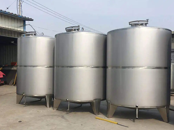 Stainless steel storage tank